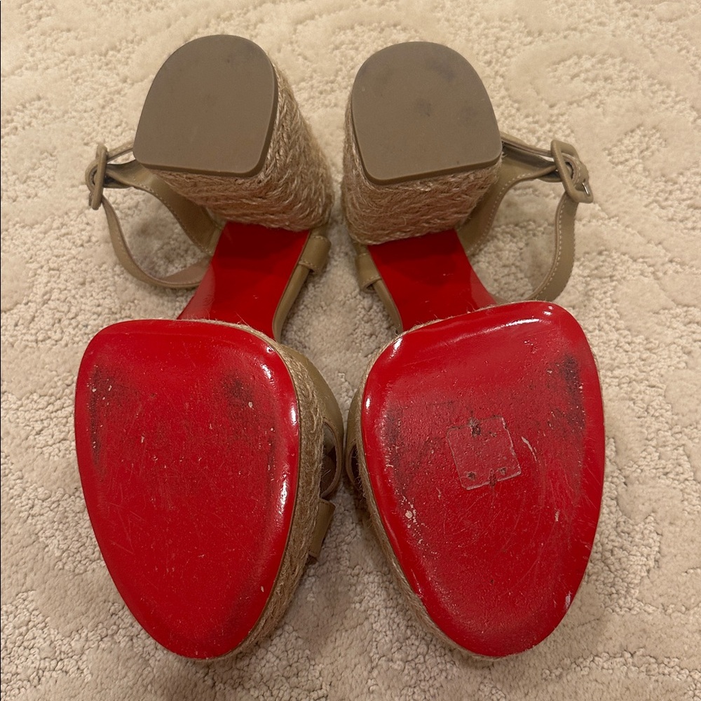 Christian Louboutin
70mm Calakala Leather Crisscross Espadrille Sandals 6.5 - Picture 8 of 8